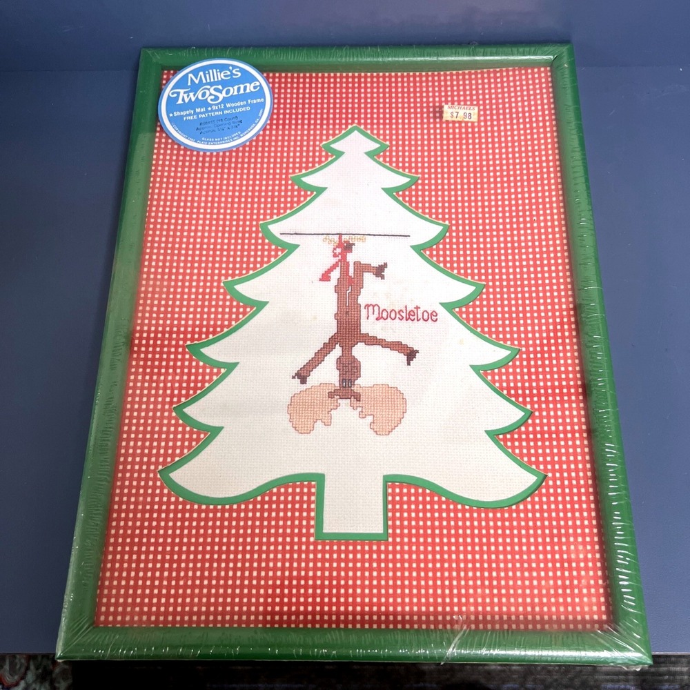 Millie's TwoSome Shapely Mat Wooden Frame‎ 9x12 Moosletoe Christmas tree Shape